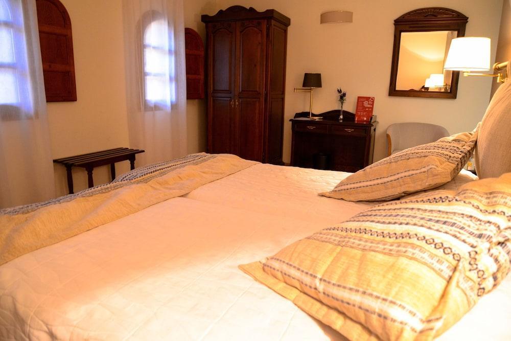 Hotel Cardenal Ram Morella Exterior photo