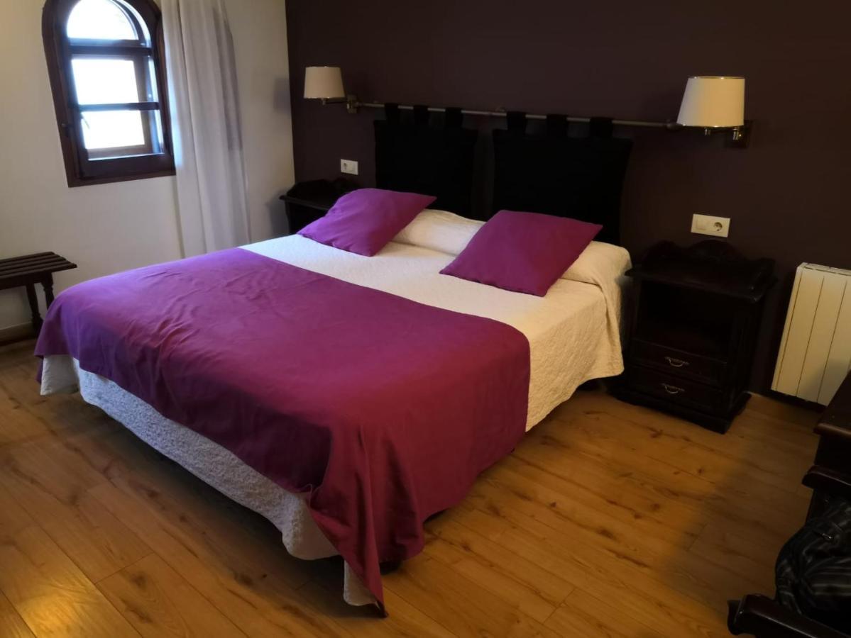 Hotel Cardenal Ram Morella Exterior photo