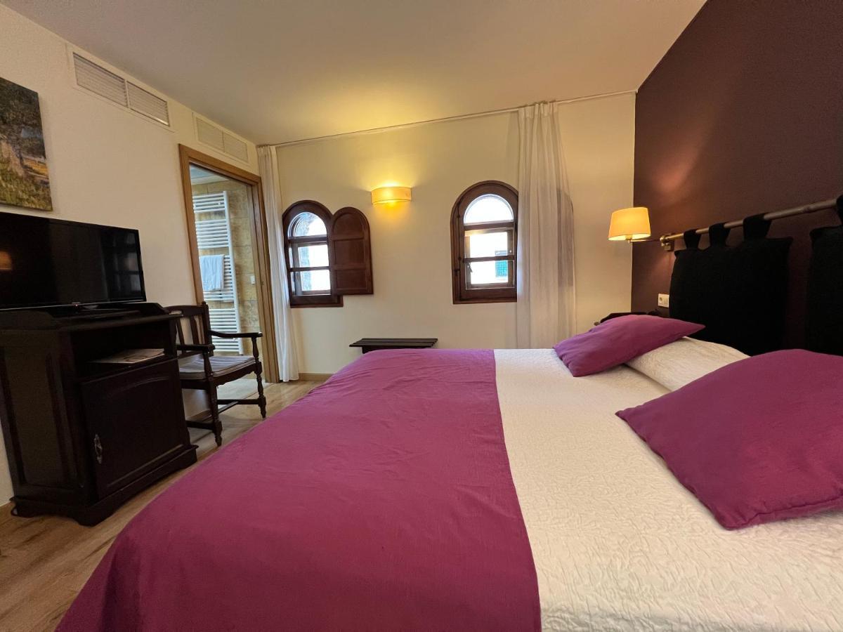 Hotel Cardenal Ram Morella Exterior photo