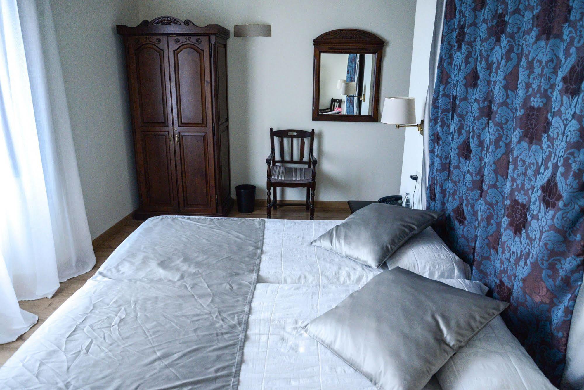 Hotel Cardenal Ram Morella Exterior photo
