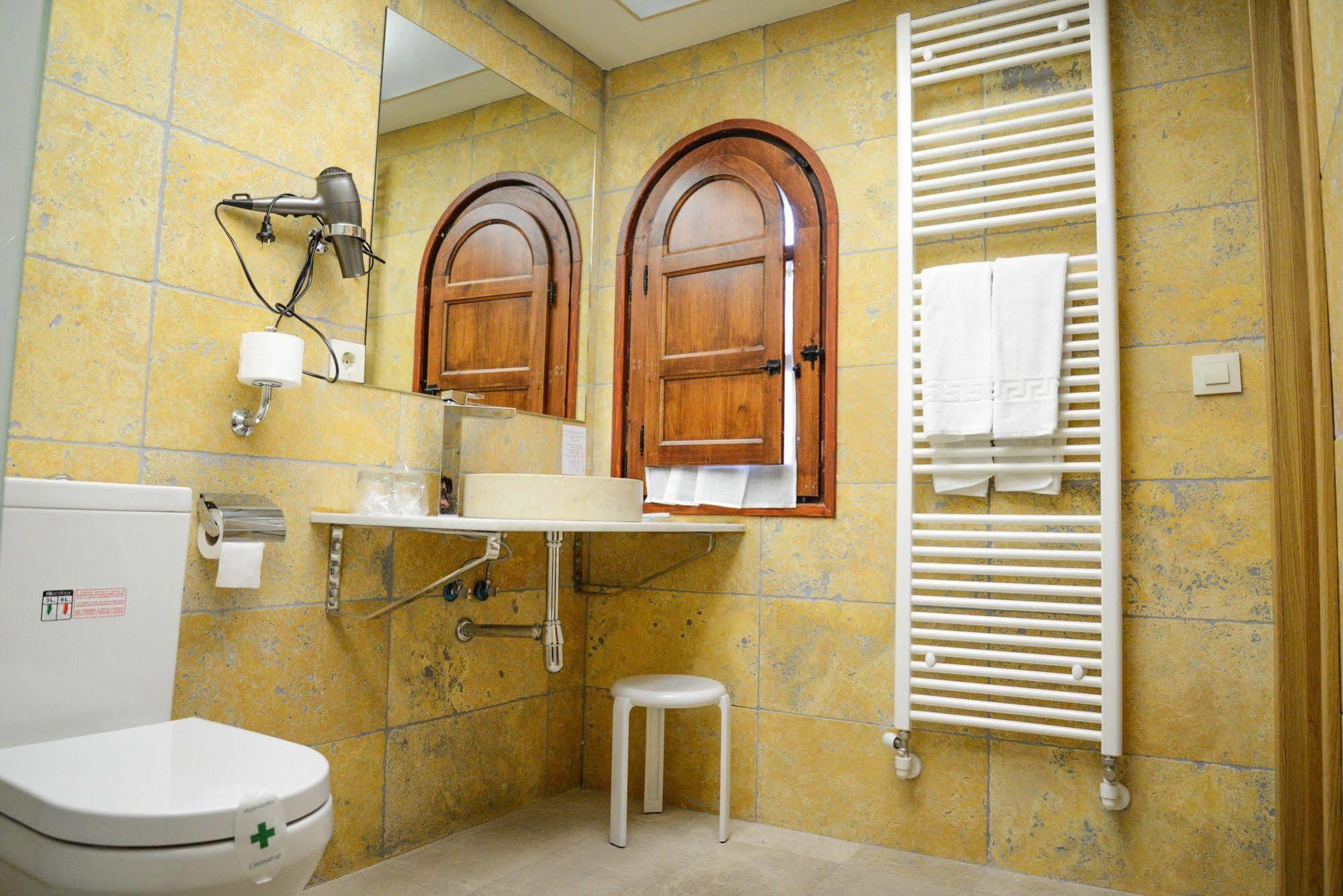 Hotel Cardenal Ram Morella Exterior photo