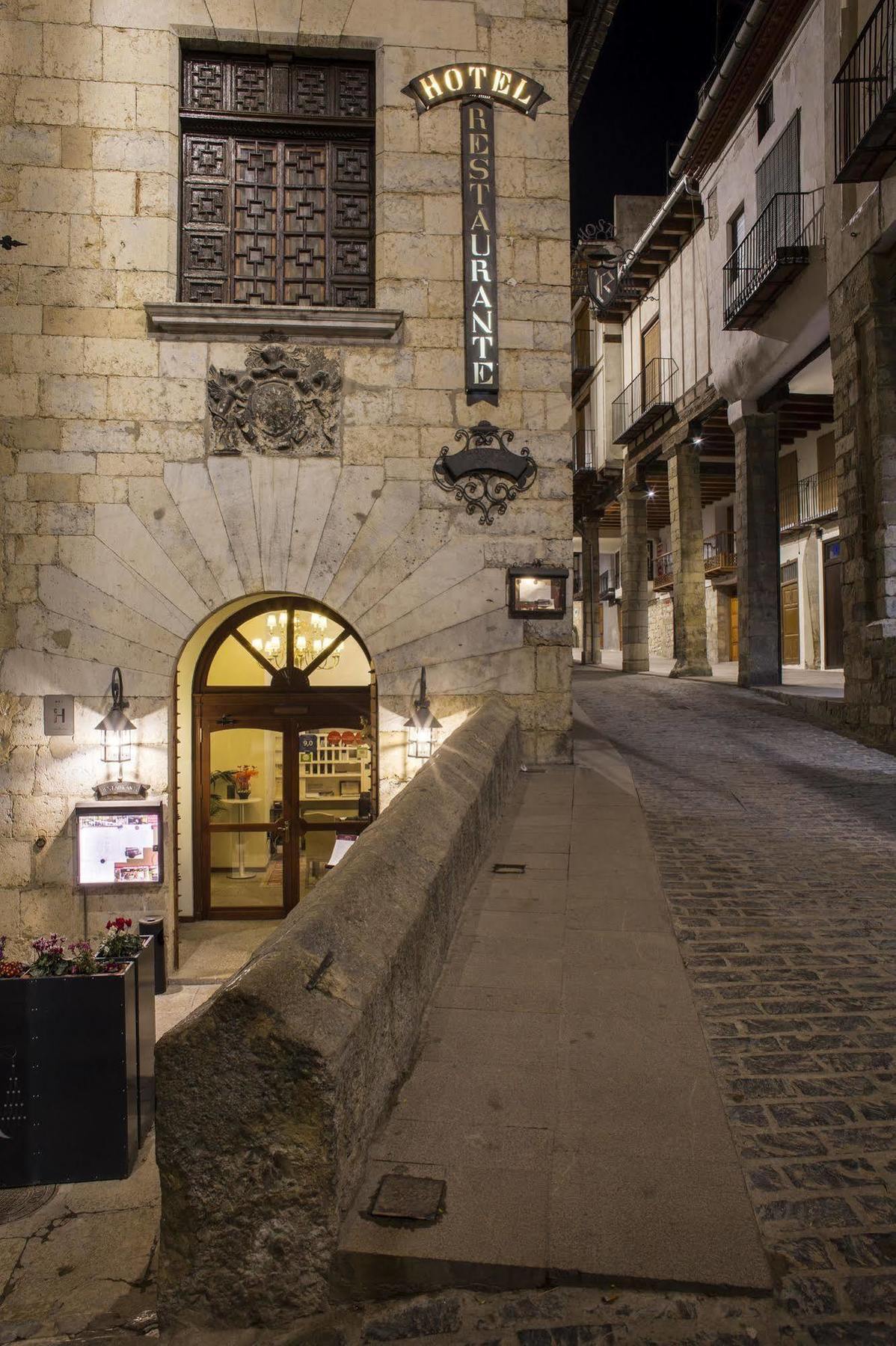 Hotel Cardenal Ram Morella Exterior photo
